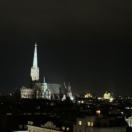 Center Apartment With 360° Rooftop Wien Exterior foto